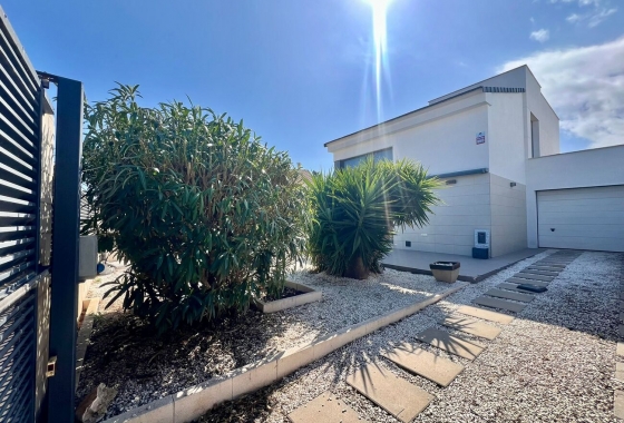 Resale - Villa - Santiago de la Ribera - Costa Calida