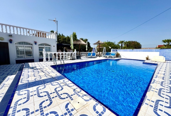 Resale - Villa - Dolores - Comunidad Valenciana