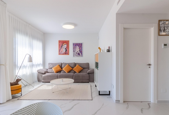 Resale - Apartment / flat - San Miguel de Salinas - Bellavista