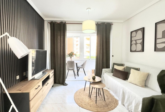 Resale - Apartment / flat - Torrevieja - Nueva Torrevieja - Aguas Nuevas