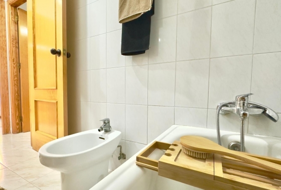 Resale - Apartment / flat - Torrevieja - Nueva Torrevieja - Aguas Nuevas