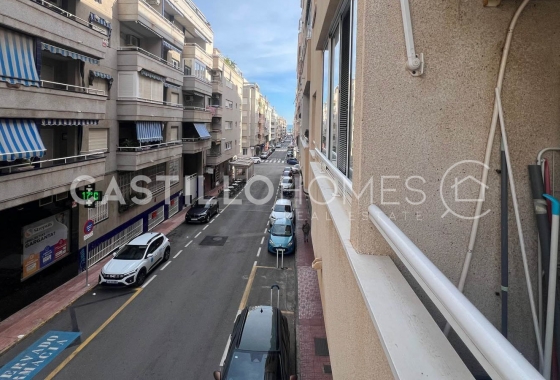 Reventa - Apartamento / piso - Torrevieja - Centro