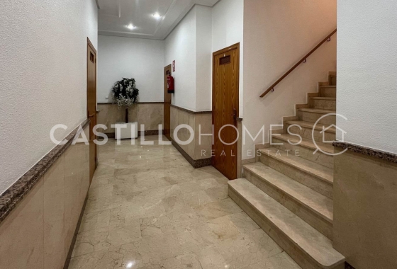 Reventa - Apartamento / piso - Torrevieja - Centro