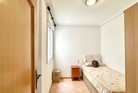 Återförsäljning - Lägenhet / lägenhet - Torrevieja - Centro