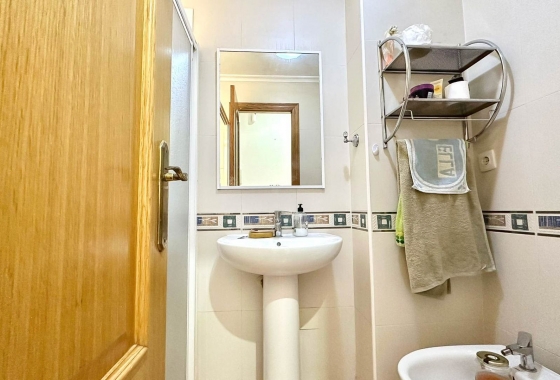 Återförsäljning - Lägenhet / lägenhet - Torrevieja - Centro