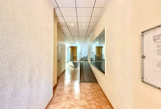 Återförsäljning - Lägenhet / lägenhet - Torrevieja - Centro