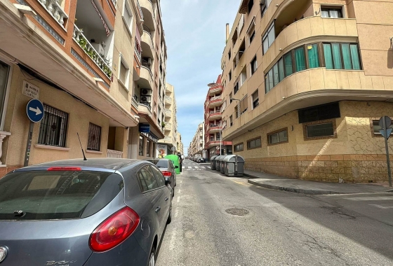 Återförsäljning - Lägenhet / lägenhet - Torrevieja - Centro