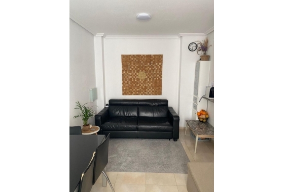 Resale - Apartment / flat - Torrevieja - Centro