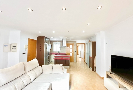 Wiederverkauf - Wohnung - Torrevieja - Centro