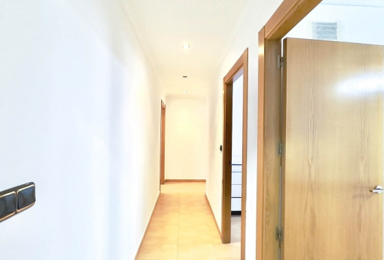 Wiederverkauf - Wohnung - Torrevieja - Centro