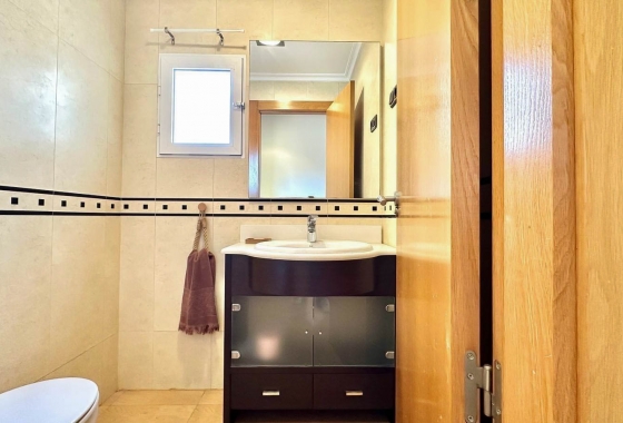 Wiederverkauf - Wohnung - Torrevieja - Centro