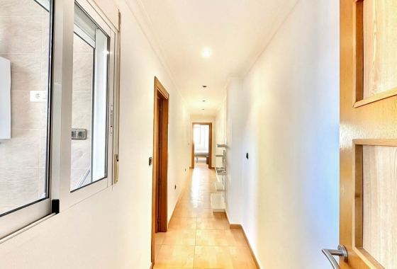 Wiederverkauf - Wohnung - Torrevieja - Centro