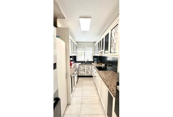 Перепродажа - Вилла - Orihuela Costa - La Regia