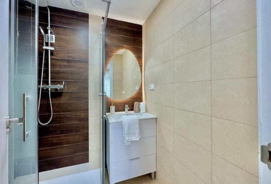 Resale - Apartment / flat - Torrevieja - PARQUE DE LAS NACIONES