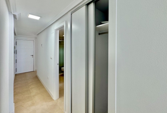 Resale - Apartment / flat - Torrevieja - PARQUE DE LAS NACIONES