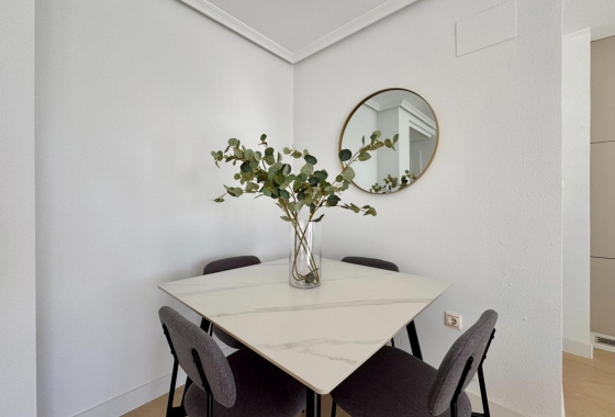 Resale - Apartment / flat - Torrevieja - PARQUE DE LAS NACIONES