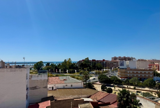 Resale - Apartment / flat - Torrevieja - PARQUE DE LAS NACIONES