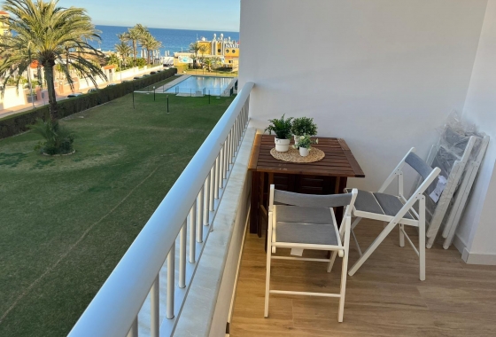 Перепродажа - Квартира - Torrevieja - Punta Prima