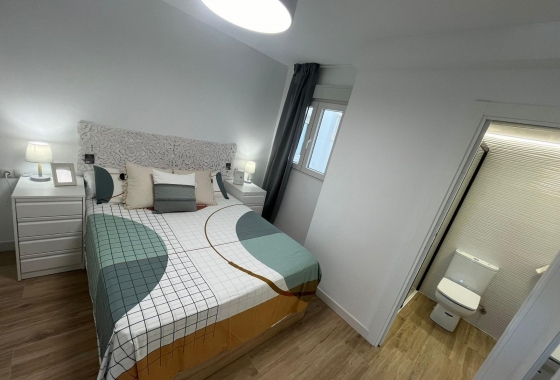 Перепродажа - Квартира - Torrevieja - Punta Prima