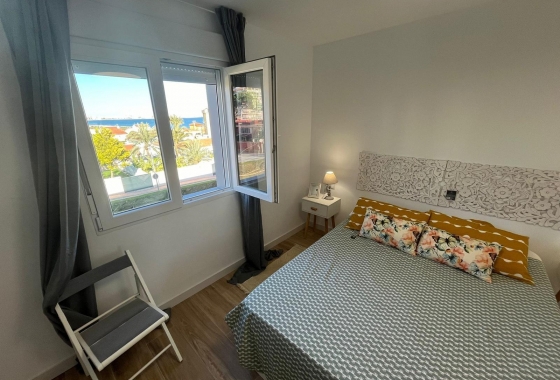 Перепродажа - Квартира - Torrevieja - Punta Prima