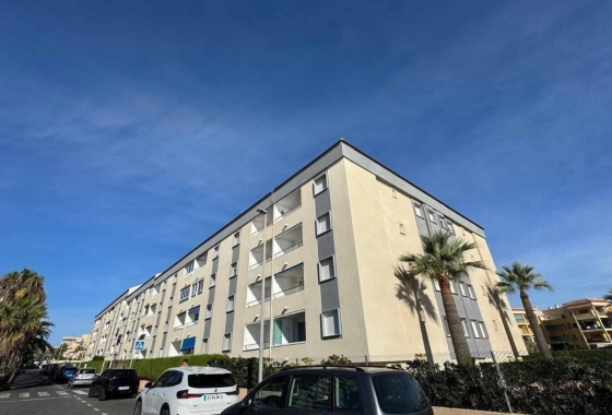 Перепродажа - Квартира - Torrevieja - Punta Prima