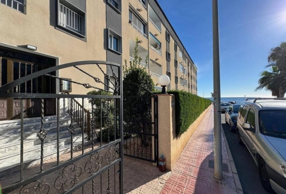 Перепродажа - Квартира - Torrevieja - Punta Prima