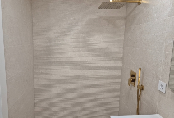 Resale - Apartment / flat - Torrevieja - Playa del Acequión