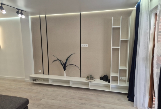 Resale - Apartment / flat - Torrevieja - Playa del Acequión