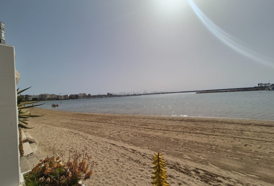 Resale - Apartment / flat - Torrevieja - Playa del Acequión