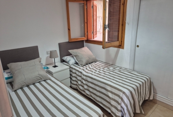 Reventa - Apartamento / piso - Torrevieja - El acequión