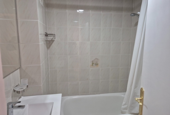 Reventa - Apartamento / piso - Torrevieja - El acequión