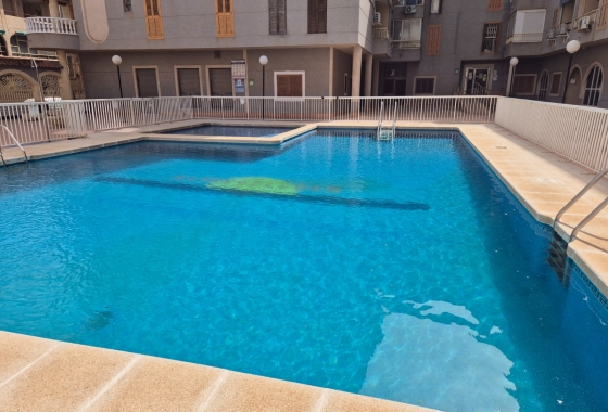 Reventa - Apartamento / piso - Torrevieja - El acequión
