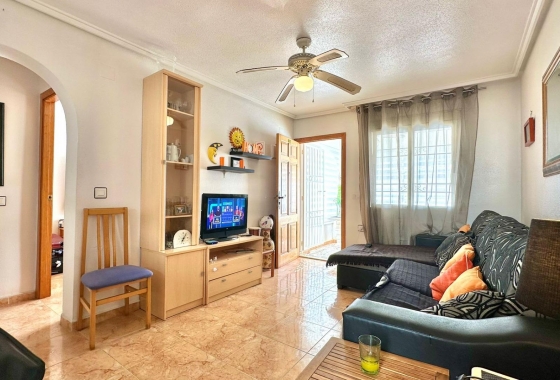 Resale - Bungalow - Torrevieja - La Siesta - El Salado -  Torreta