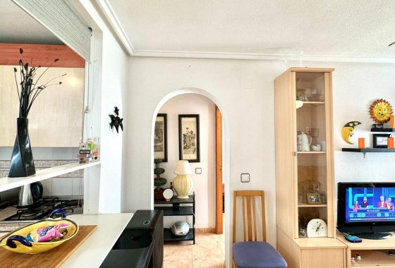 Resale - Bungalow - Torrevieja - La Siesta - El Salado -  Torreta