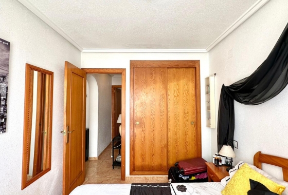 Resale - Bungalow - Torrevieja - La Siesta - El Salado -  Torreta