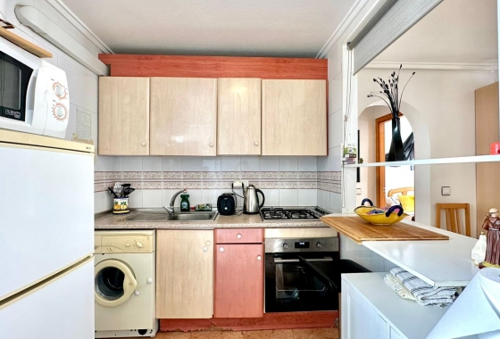 Resale - Bungalow - Torrevieja - La Siesta - El Salado -  Torreta