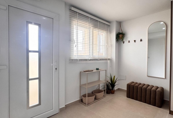 Reventa - Apartamento / piso - Torrevieja - Acequion