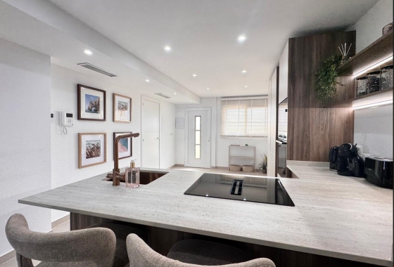 Reventa - Apartamento / piso - Torrevieja - Acequion