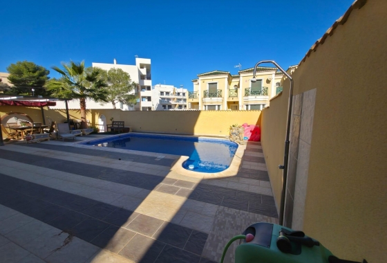 Перепродажа - Вилла - Orihuela Costa - Villamartín-las Filipinas
