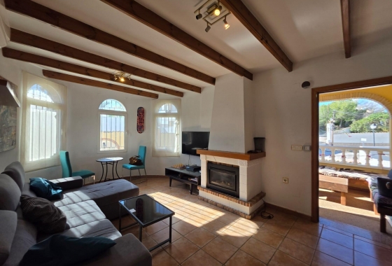 Перепродажа - Вилла - Orihuela Costa - Villamartín-las Filipinas