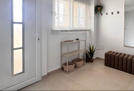 Resale - Apartment / flat - Torrevieja - El acequión