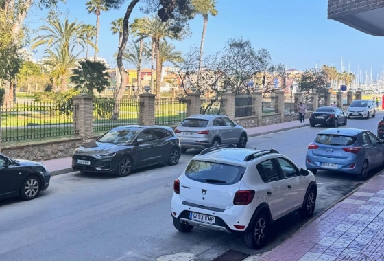 Resale - Apartment / flat - Torrevieja - El acequión