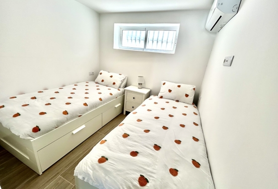 Перепродажа - Вилла - Orihuela Costa - Costa Blanca