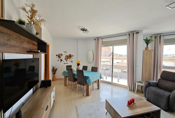 Reventa - Apartamento / piso - San Miguel de Salinas