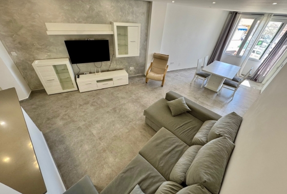 Resale - Apartment / flat - Torrevieja - Puerto Deportivo