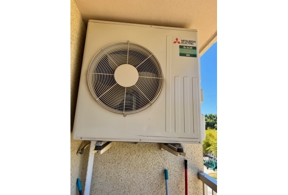 Resale - Apartment / flat - Torrevieja - Puerto Deportivo