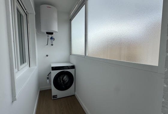 Återförsäljning - Lägenhet / lägenhet - Torrevieja - Costa Blanca