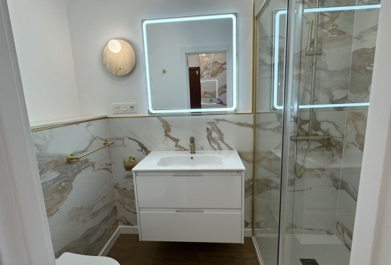 Återförsäljning - Lägenhet / lägenhet - Torrevieja - Costa Blanca