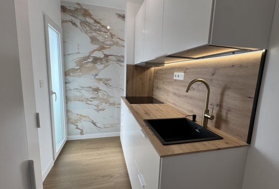 Återförsäljning - Lägenhet / lägenhet - Torrevieja - Costa Blanca