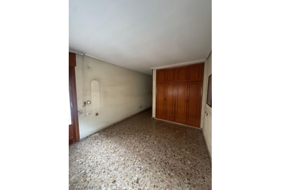 Перепродажа - Квартира - Orihuela - Zona Centro